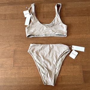 Frankie’s bikinis size S never worn bathing suit top and bottom